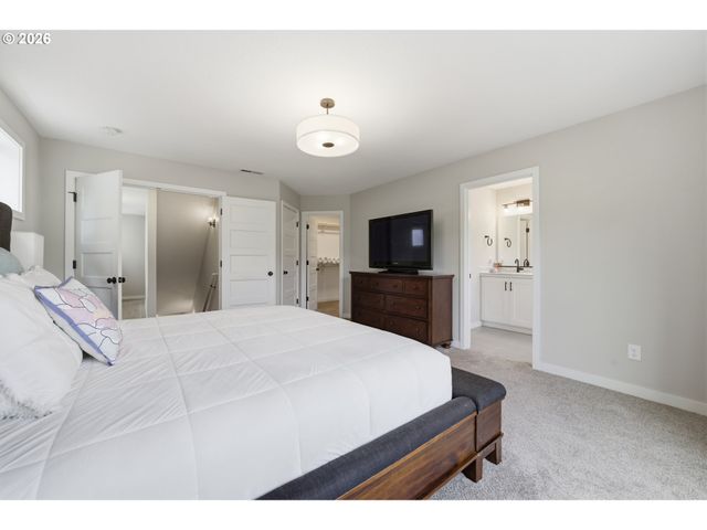 165 W BARBARAS Way, Newberg, OR 97132