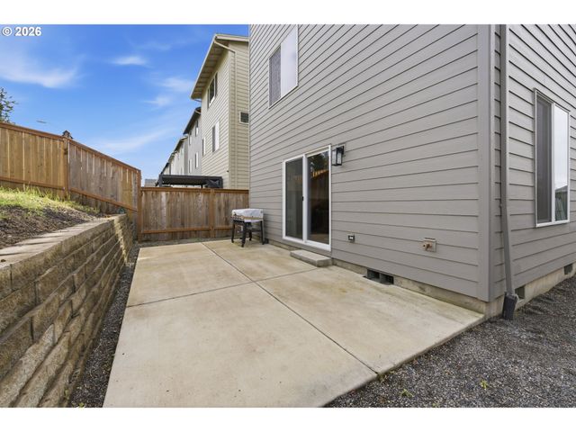 165 W BARBARAS Way, Newberg, OR 97132