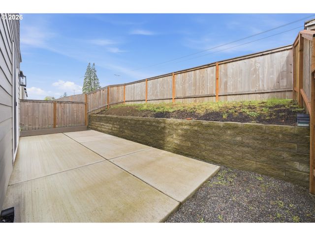 165 W BARBARAS Way, Newberg, OR 97132