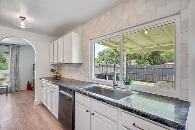 1800 Cumberland Trail, Plano, TX 75023