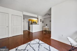 880 N POLLARD ST N #923, Arlington, VA 22203