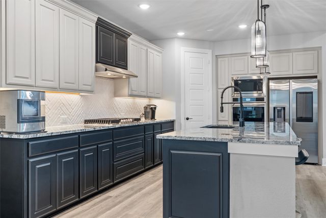 1004 Goldenrod Drive, Crowley, TX 76036