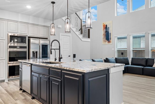 1004 Goldenrod Drive, Crowley, TX 76036