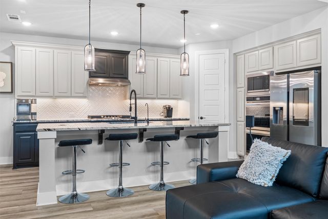 1004 Goldenrod Drive, Crowley, TX 76036