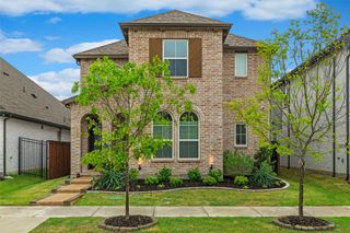 1004 Goldenrod Drive, Crowley, TX 76036