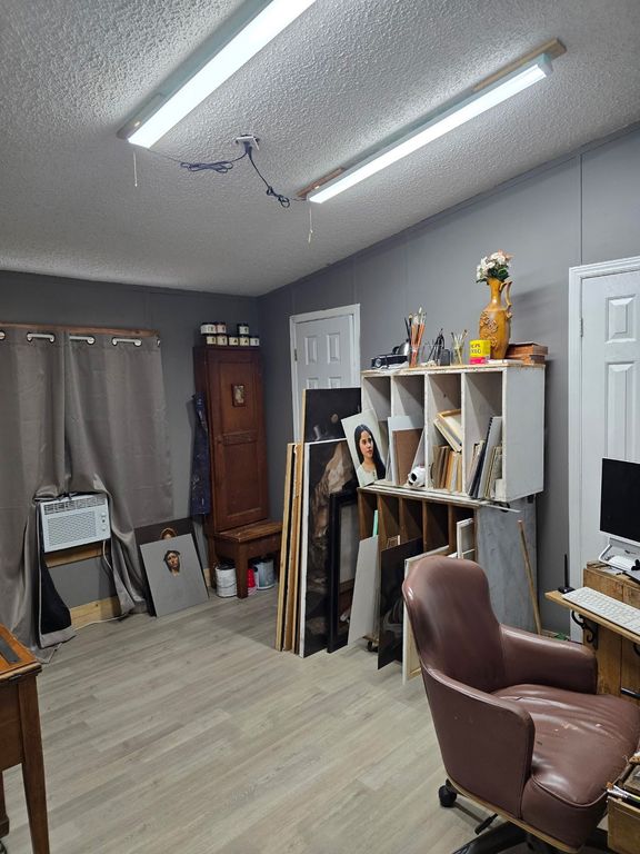 2901 Rolling Oaks Drive, Cleburne, TX 76031 — photo 5