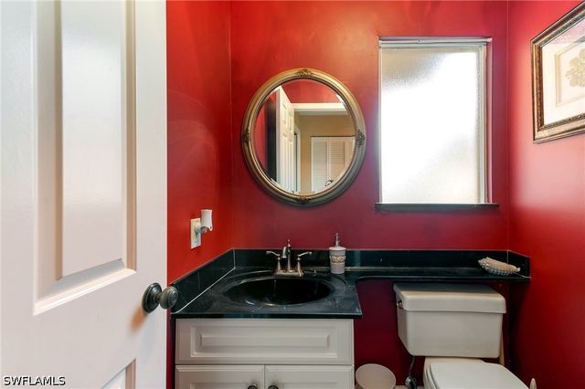 59 Grey Wing PT, Naples, FL 34113