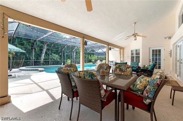 59 Grey Wing PT, Naples, FL 34113