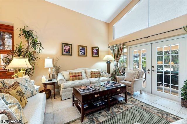 59 Grey Wing PT, Naples, FL 34113