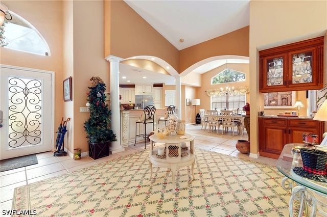 59 Grey Wing PT, Naples, FL 34113