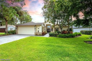 59 Grey Wing PT, Naples, FL 34113