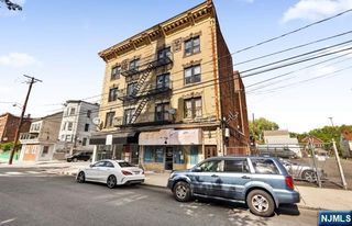 220 3rd Street 15, Passaic, NJ 07055