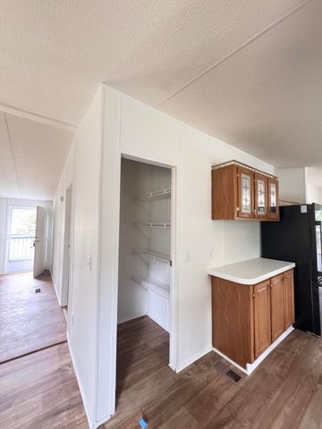 165 Camelot Place, Walterboro, SC 29488