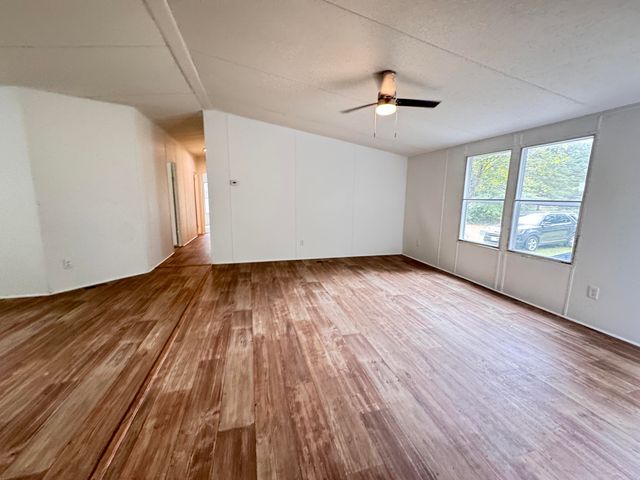 165 Camelot Place, Walterboro, SC 29488