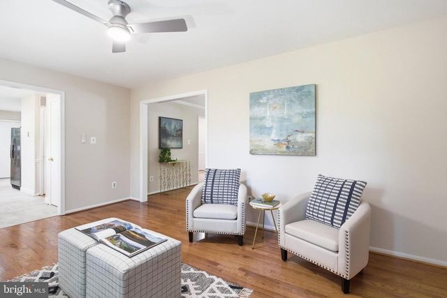 4749 FARNDON CT, Fairfax, VA 22032