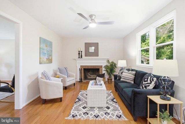4749 FARNDON CT, Fairfax, VA 22032
