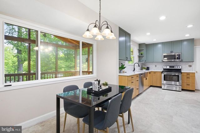 4749 FARNDON CT, Fairfax, VA 22032