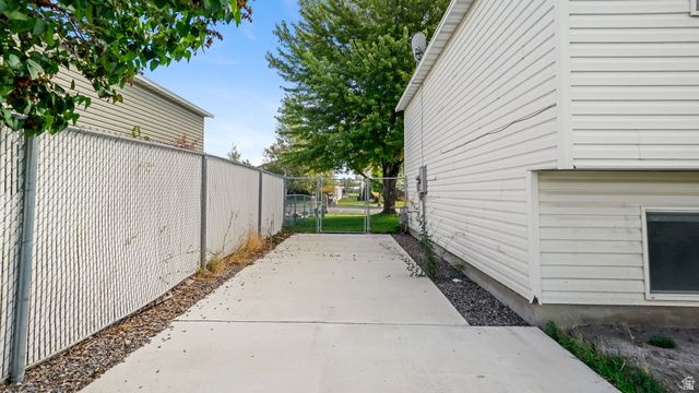 1695 N 1900 W, Lehi, UT 84043