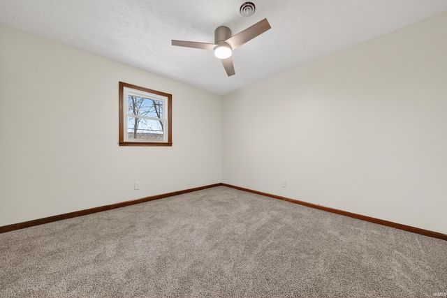 1900 Olds Court, Kokomo, IN 46902