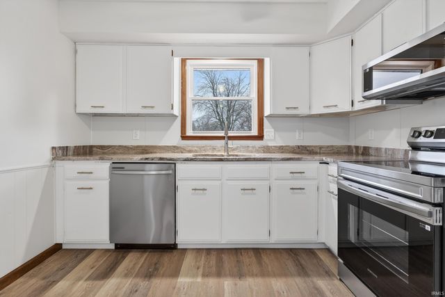 1900 Olds Court, Kokomo, IN 46902