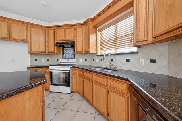 20003 Fieldtree Drive, Humble, TX 77338