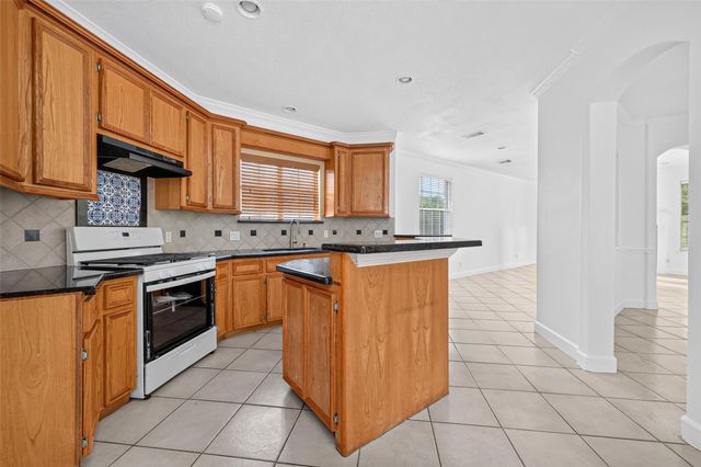 20003 Fieldtree Drive, Humble, TX 77338