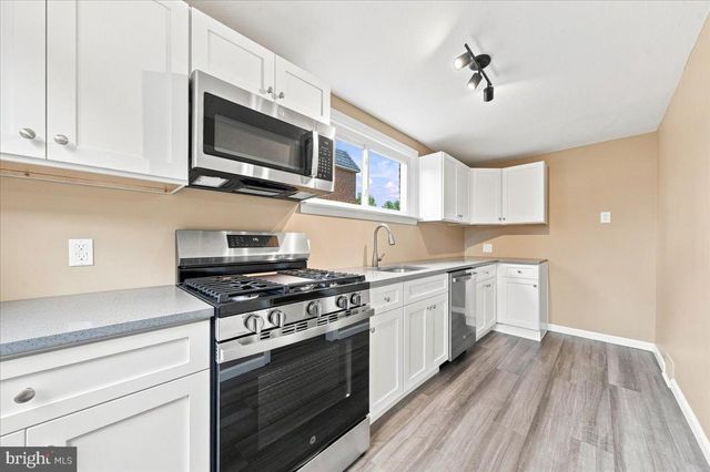 236 S ACADEMY AVE, Glenolden, PA 19036