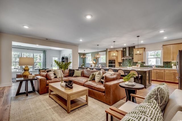 65 Northbrook Dr, Murrells Inlet, SC 29576