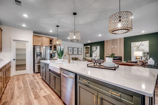 65 Northbrook Dr, Murrells Inlet, SC 29576