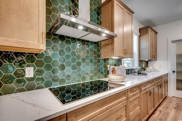 65 Northbrook Dr, Murrells Inlet, SC 29576