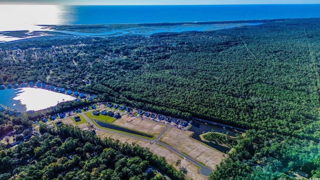 65 Northbrook Dr, Murrells Inlet, SC 29576