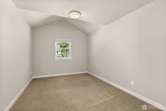 6730 Dusty Lane SE, Lacey, WA 98503