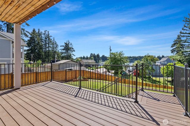 6730 Dusty Lane SE, Lacey, WA 98503