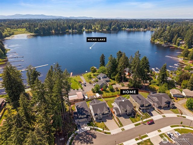 6730 Dusty Lane SE, Lacey, WA 98503