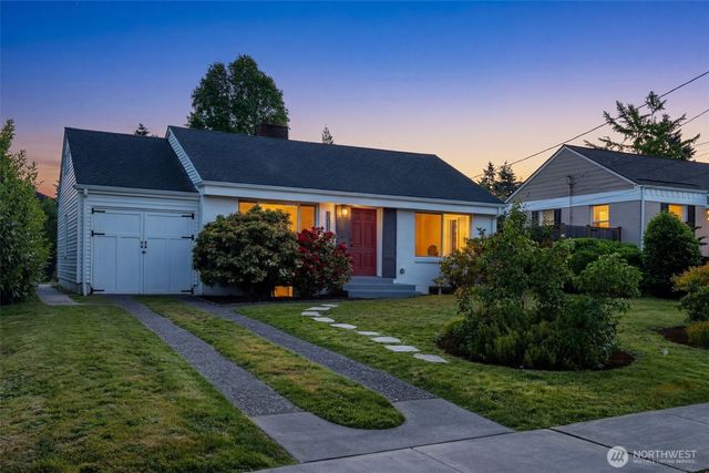 10617 39th Avenue SW, Seattle, WA 98146