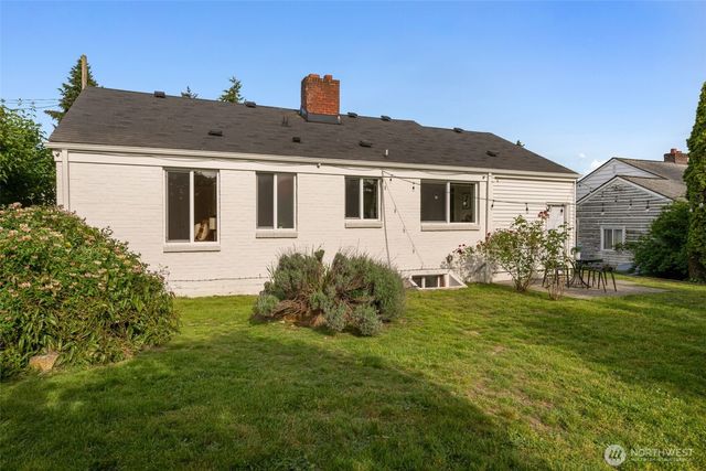 10617 39th Avenue SW, Seattle, WA 98146