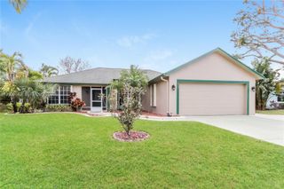 820 SW Dalton Ave, Port St. Lucie, FL 34953