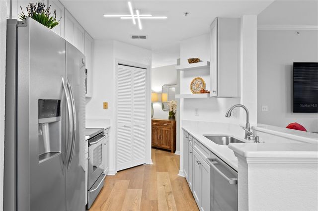 700 S HARBOUR ISLAND BOULEVARD 218 A, Tampa, FL 33602