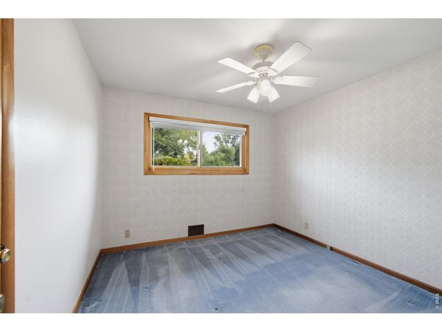 1542 W 16th St, Loveland, CO 80538