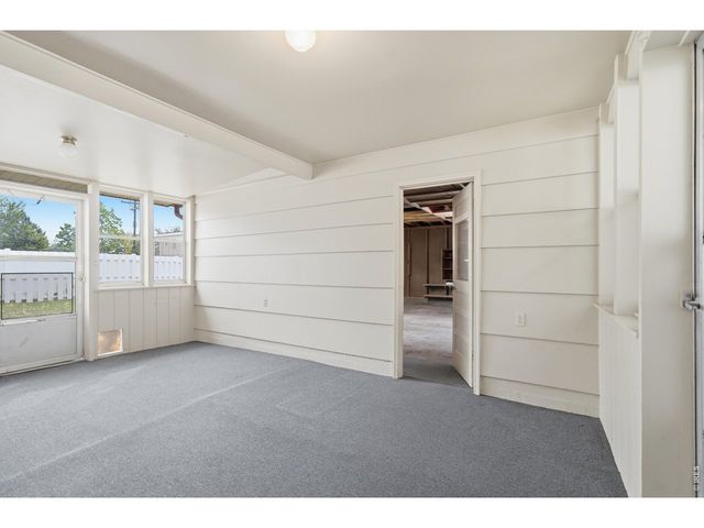 1542 W 16th St, Loveland, CO 80538
