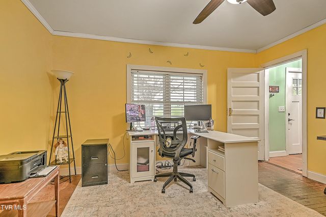 1421 Bishoptown Road, Duffield, VA 24244