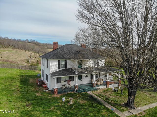 1421 Bishoptown Road, Duffield, VA 24244