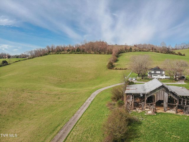 1421 Bishoptown Road, Duffield, VA 24244