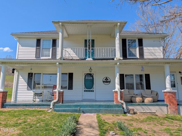 1421 Bishoptown Road, Duffield, VA 24244