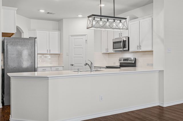 228 Sunny Corner Road, Royse City, TX 75189