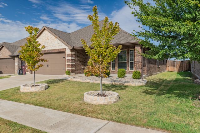 228 Sunny Corner Road, Royse City, TX 75189