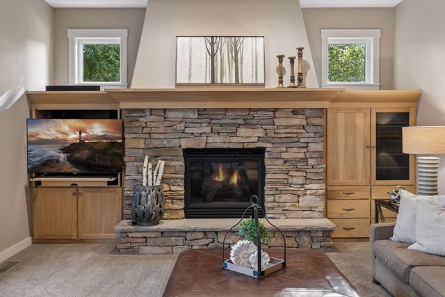 17866 179th Trail W, Lakeville, MN 55044