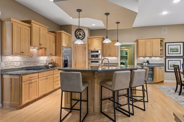 17866 179th Trail W, Lakeville, MN 55044