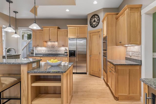 17866 179th Trail W, Lakeville, MN 55044