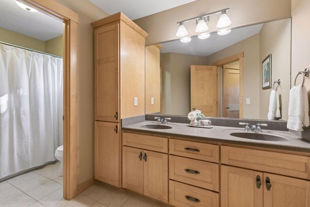 17866 179th Trail W, Lakeville, MN 55044